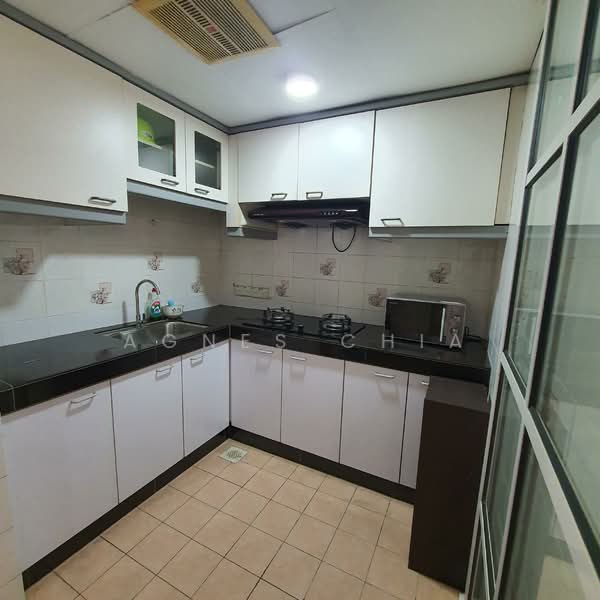 Kondominium untuk Dijual di Vista Damai - Agnes Chia - Kitchen - PropertyGuru.com.my