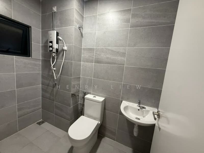 2-storey Terraced House for Rent in Cyberjaya (Selangor) - Henry Liew - Bathroom - PropertyGuru.com.my
