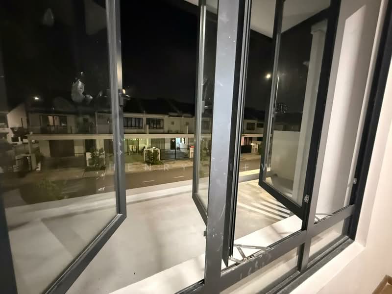 2-storey Terraced House for Rent in Cyberjaya (Selangor) - Henry Liew - Balcony - PropertyGuru.com.my