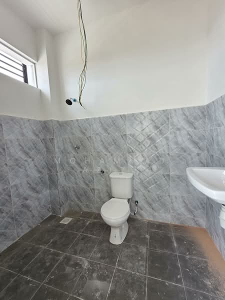 2-storey Terraced House for Sale in Kampung Cengal Lempong (Balok) - Mohammad Azizi - PropertyGuru.com.my