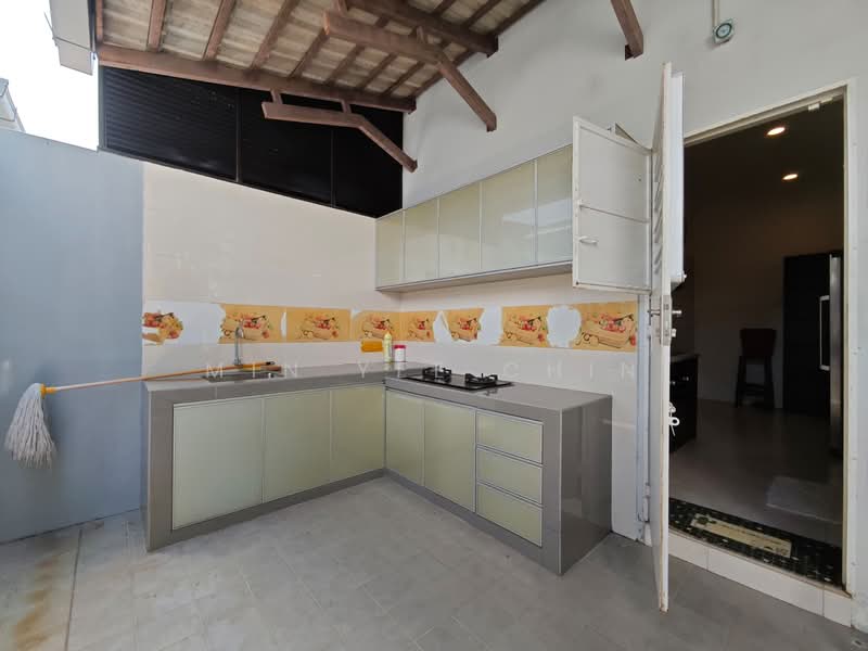 Rumah Berkembar untuk Disewa di Ayer Keroh (Melaka) - Min Yee Chin - Kitchen - PropertyGuru.com.my