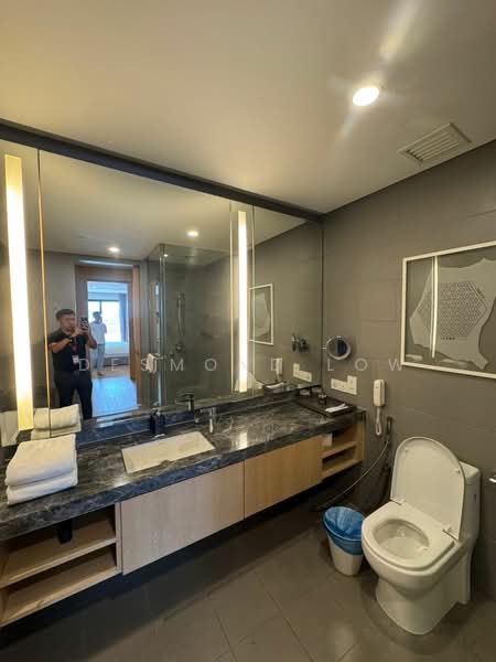 Servis Apartment untuk Disewa di Fraser Residence (188 Suites) - Desmond Low - Bathroom - PropertyGuru.com.my