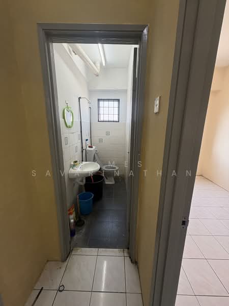 Apartment for Rent at Taman Cheras Awana - James Savarinathan - Bathroom - PropertyGuru.com.my