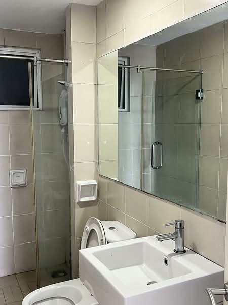 Service Residence for Rent at Tiara Mutiara / The Crown - Kim Lee - Bathroom - PropertyGuru.com.my