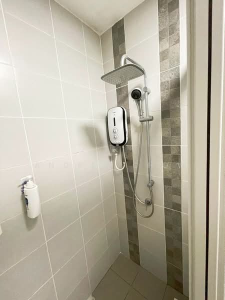 Condominium for Rent at Imperial Residences - Andrew Chow - Bathroom - PropertyGuru.com.my