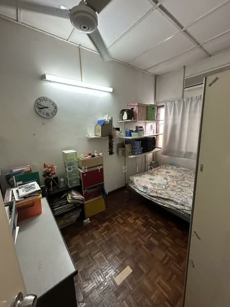 2-storey Terraced House for Sale in Usj 4 (Subang Jaya) - Tony Siow - Bedroom - PropertyGuru.com.my