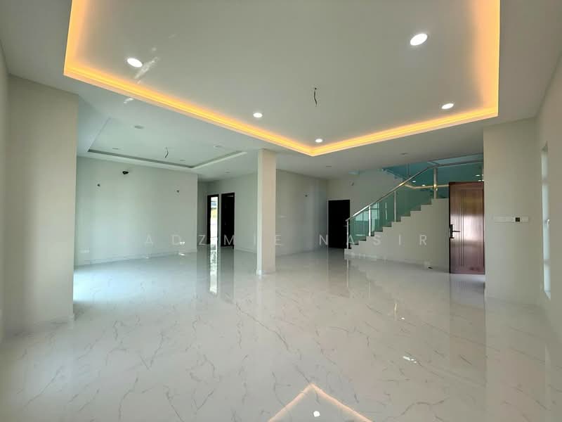 Rumah Banglo untuk Dijual di Sungai Merab (Dengkil) - Nadzmie Nasir - Living Room - PropertyGuru.com.my