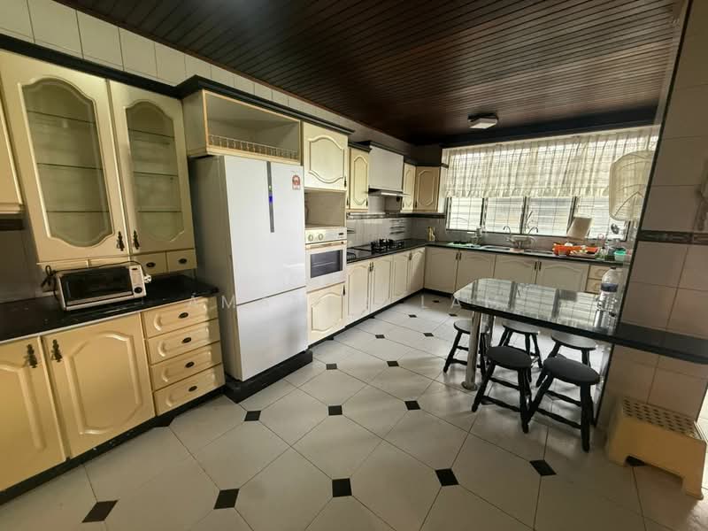 Semi-Detached House for Rent in Sungai Ara (Penang) - Amanda Lam - Kitchen - PropertyGuru.com.my