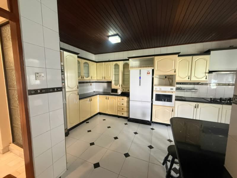 Semi-Detached House for Rent in Sungai Ara (Penang) - Amanda Lam - Kitchen - PropertyGuru.com.my