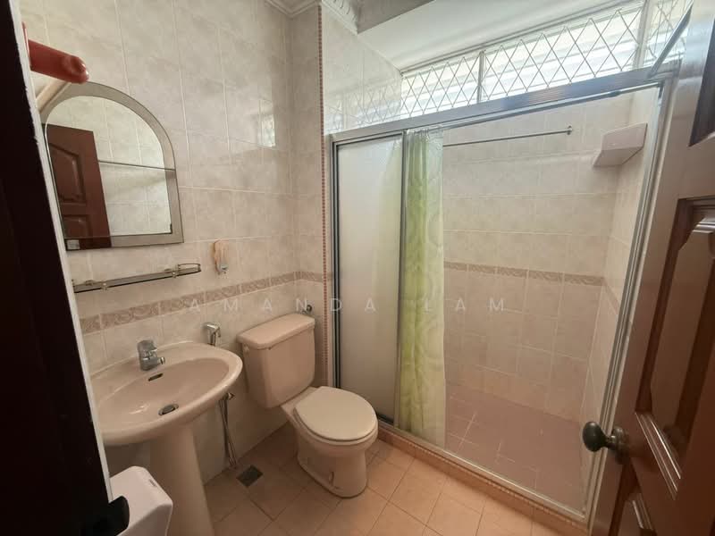 Semi-Detached House for Rent in Sungai Ara (Penang) - Amanda Lam - Bathroom - PropertyGuru.com.my