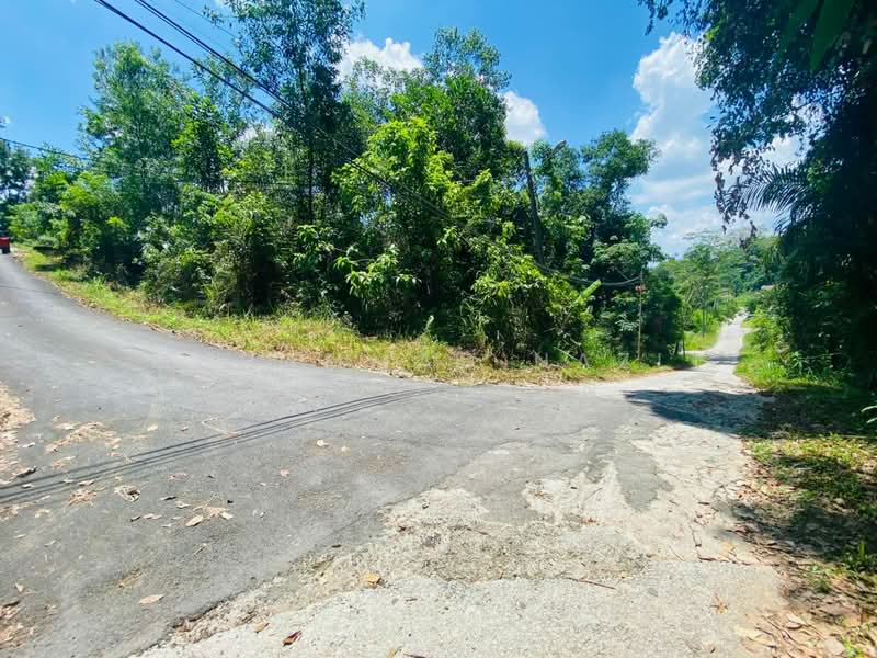 Tanah Kediaman untuk Dijual di Kampung Sungai Merab (Dengkil) - Muhammad Nazli Mohd Amin - Exterior - PropertyGuru.com.my