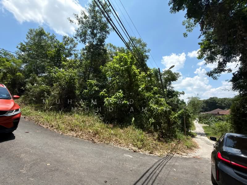 Tanah Kediaman untuk Dijual di Kampung Sungai Merab (Dengkil) - Muhammad Nazli Mohd Amin - PropertyGuru.com.my