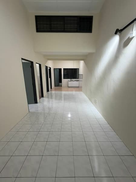Townhouse for Sale in Sungai Buloh (Selangor) - Eric Per - Interior - PropertyGuru.com.my