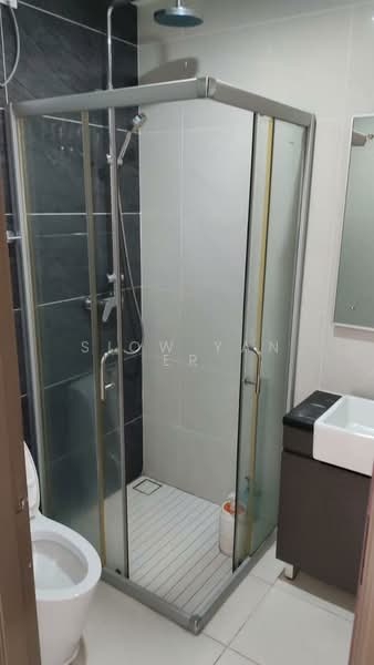 Condominium for Rent at Bay Laurel @ Country Garden Danga Bay - Siow Yan Er - Bathroom - PropertyGuru.com.my