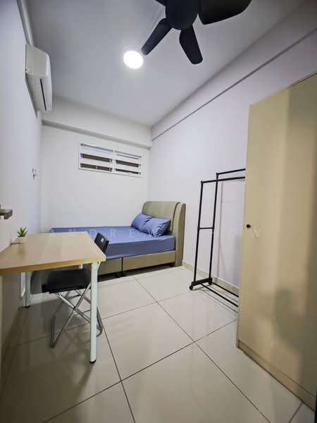 Kondominium untuk Disewa di Tropicana Bay Residences - Andrew Chow - Bedroom - PropertyGuru.com.my