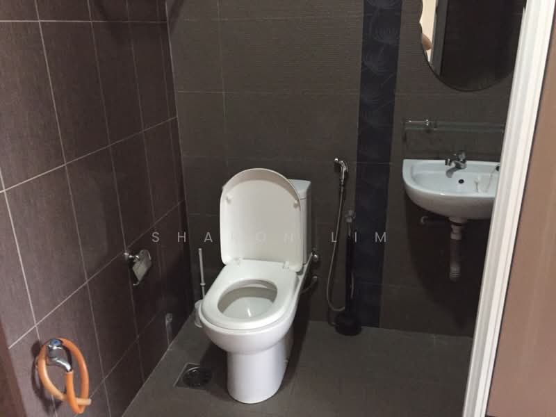 Rumah Teres 2 Tingkat untuk Dijual di Pjs 7 (Sunway) - Sharon Lim - Bathroom - PropertyGuru.com.my
