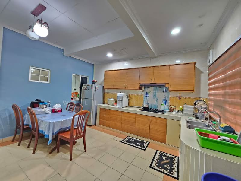1-storey Terraced House for Sale in Bandar Tun Hussein Onn (Cheras) - Willie Teng - Kitchen - PropertyGuru.com.my
