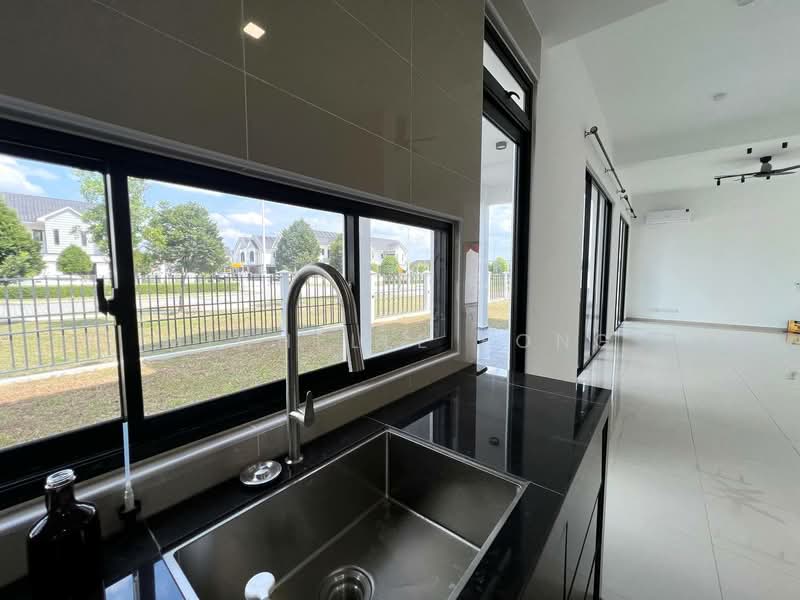 Cluster House for Rent in Taman Ekoflora (Johor Bahru) - Michelle Fong - Kitchen - PropertyGuru.com.my