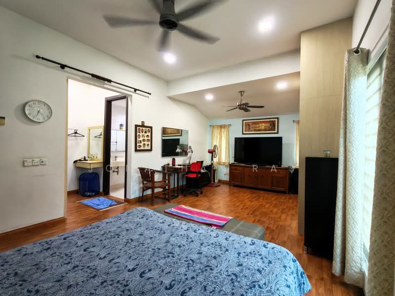 Bungalow for Sale in Seksyen 5 (Petaling Jaya) - Jonathan Raj - Bedroom - PropertyGuru.com.my