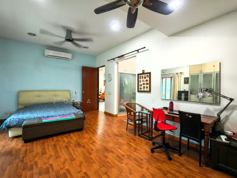 Bungalow for Sale in Seksyen 5 (Petaling Jaya) - Jonathan Raj - Bedroom - PropertyGuru.com.my