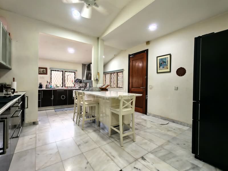 Bungalow for Sale in Seksyen 5 (Petaling Jaya) - Jonathan Raj - PropertyGuru.com.my