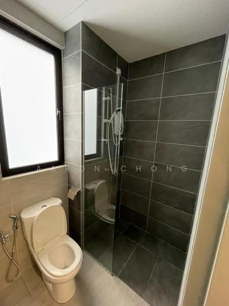 Service Residence for Sale at Utropolis Urbano - Aaron Chong - Bathroom - PropertyGuru.com.my