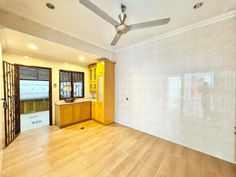 Rumah Teres 2.5 Tingkat untuk Dijual di Putrajaya (Putrajaya) - Ammeer Nadzrai - Kitchen - PropertyGuru.com.my