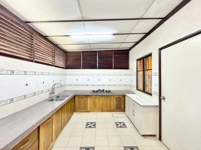 Rumah Teres 2.5 Tingkat untuk Dijual di Putrajaya (Putrajaya) - Ammeer Nadzrai - Kitchen - PropertyGuru.com.my
