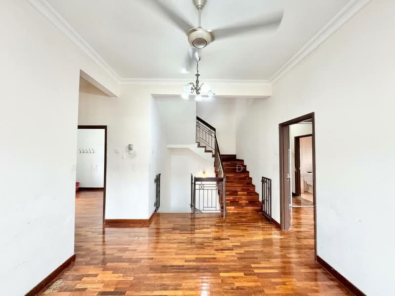 Rumah Teres 2.5 Tingkat untuk Dijual di Putrajaya (Putrajaya) - Ammeer Nadzrai - Living Room - PropertyGuru.com.my