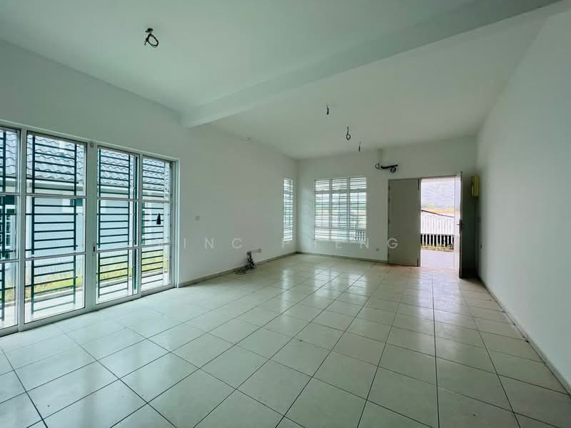 Rumah Banglo untuk Dijual di Jasin (Melaka) - Vinc Pheng - Living Room - PropertyGuru.com.my