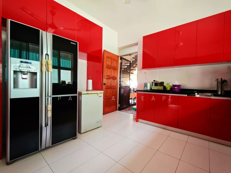 Rumah Banglo untuk Dijual di Gelugor (Penang) - Pamela Yeap - Kitchen - PropertyGuru.com.my