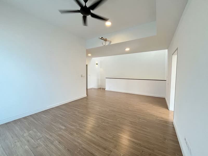 Semi-Detached House for Rent in Bandar Tropicana Aman (Telok Panglima Garang) - Charlie Gan - Living Room - PropertyGuru.com.my