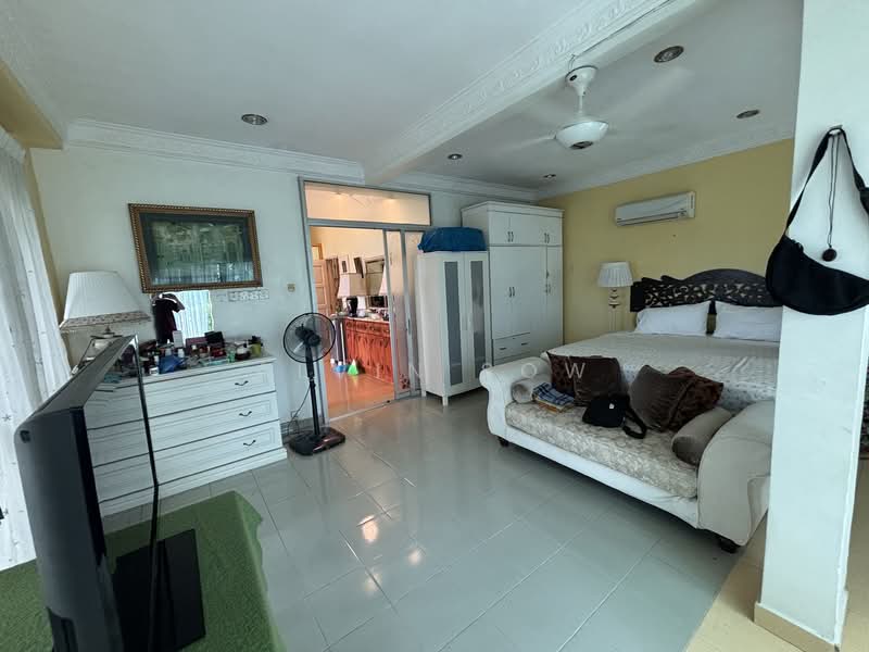 3-storey Terraced House for Sale in Taman Setiawangsa (Setiawangsa) - Alvin Sow - Bedroom - PropertyGuru.com.my