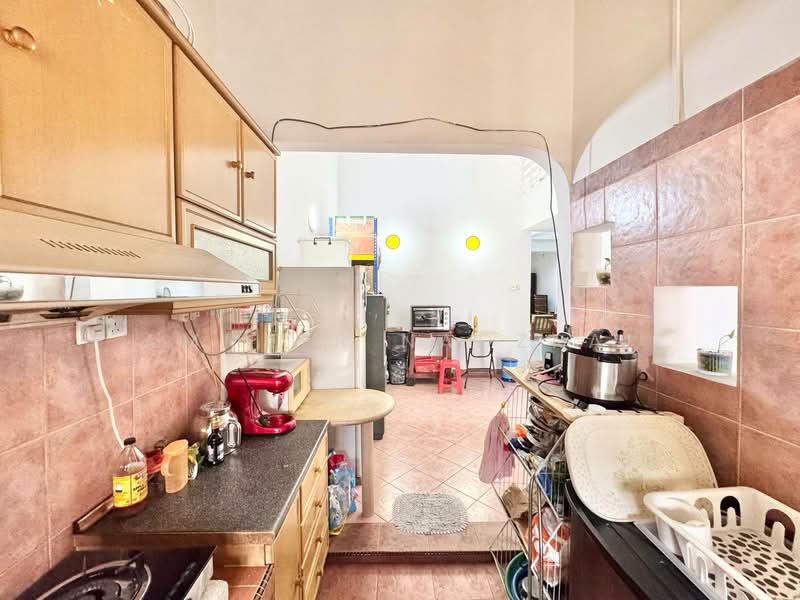 1-storey Terraced House for Sale in Taman Melawati (Ulu Kelang) - Ammeer Nadzrai - Kitchen - PropertyGuru.com.my