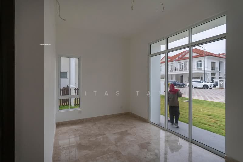 Bungalow for Rent in Setia Eco Park (Setia Alam) - Vitas Tan - Interior - PropertyGuru.com.my