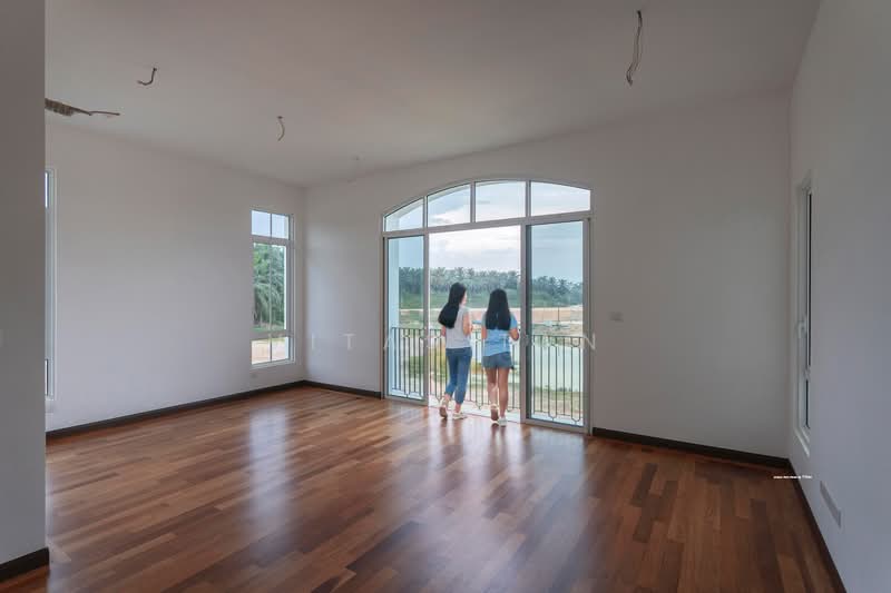 Bungalow for Rent in Setia Eco Park (Setia Alam) - Vitas Tan - Living Room - PropertyGuru.com.my