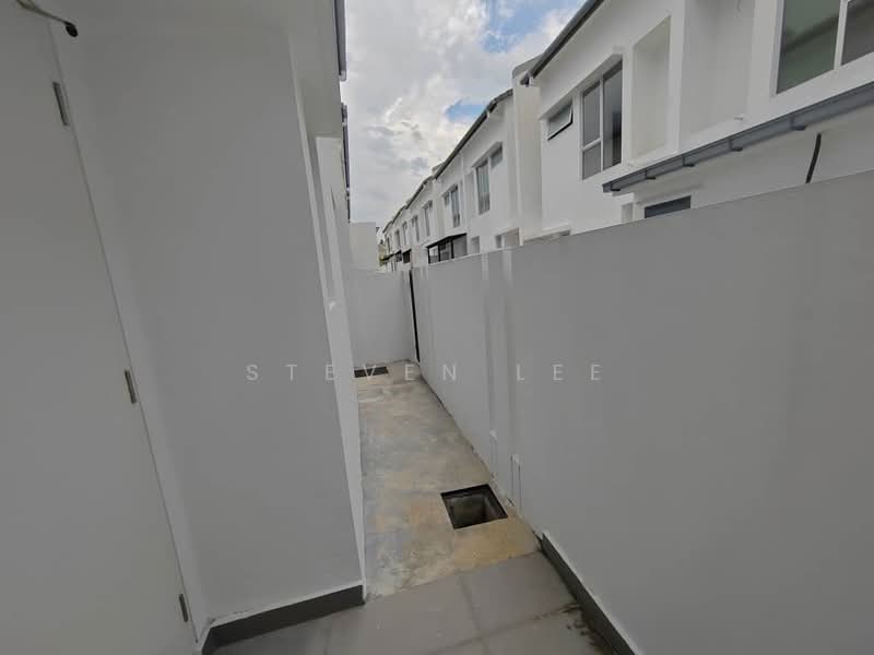 Rumah Teres 2 Tingkat untuk Disewa di Kota Emerald (Rawang) - Steven Lee - Exterior - PropertyGuru.com.my