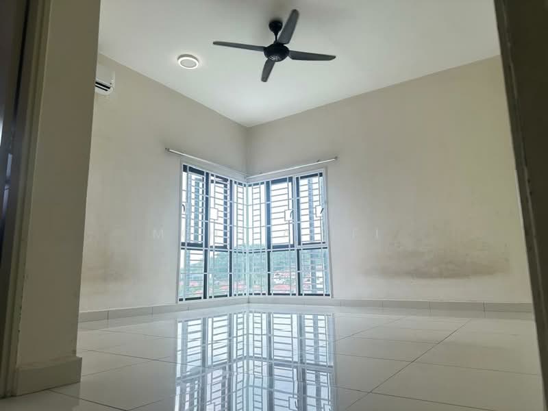 Condominium for Sale at Lake Vista Residence (Tasik Vista Residen) - Mohd Afifi - Interior - PropertyGuru.com.my