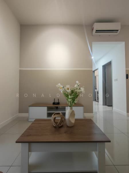Kondominium untuk Disewa di Skyline KL - Ronald Chong - Living Room - PropertyGuru.com.my