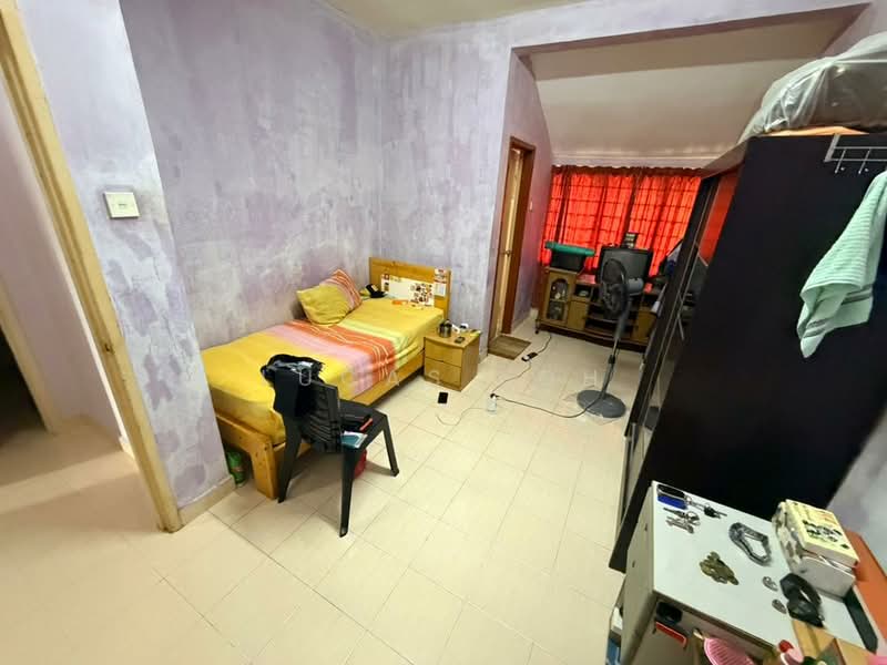 2-storey Terraced House for Sale in Bandar Putra Permai (Seri Kembangan) - Lucas Loh - Bedroom - PropertyGuru.com.my