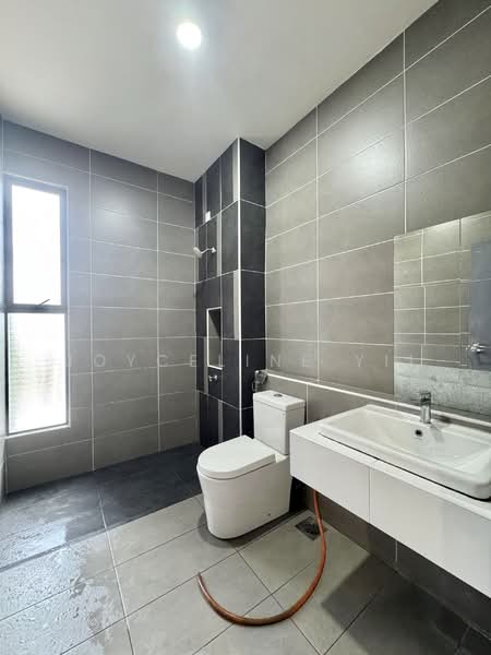 Rumah Teres 2 Tingkat untuk Disewa di Pasir Gudang (Johor) - Joyceline Yii - Bathroom - PropertyGuru.com.my