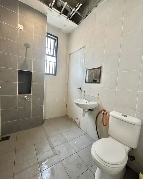 Rumah Teres 2 Tingkat untuk Disewa di Pasir Gudang (Johor) - Joyceline Yii - Bathroom - PropertyGuru.com.my