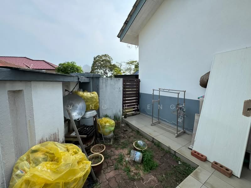 Rumah Teres 1 Tingkat untuk Dijual di Kampung Baru Tanjung Minyak (Tanjong Minyak) - Vinc Pheng - Exterior - PropertyGuru.com.my