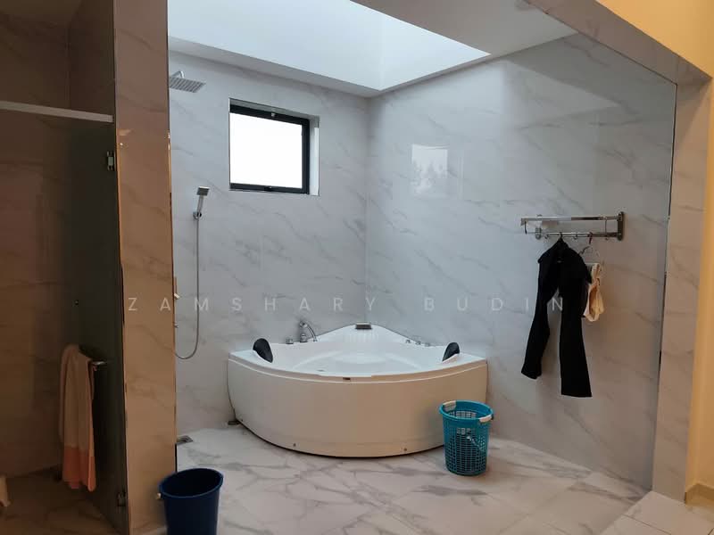 Rumah Banglo untuk Dijual di Nilai (Negeri Sembilan) - Zamshary Budin - Bathroom - PropertyGuru.com.my
