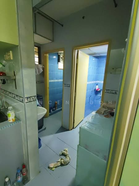 Apartment for Sale at Aman Putra Apartment - Vincent Goh - Bathroom - PropertyGuru.com.my
