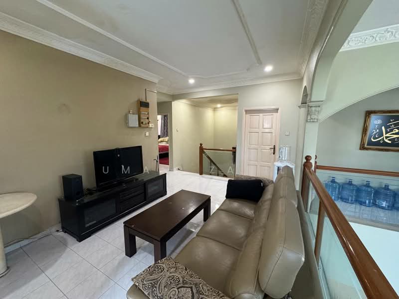 Rumah Banglo untuk Dijual di Johor Bahru (Johor) - UMAIR ZANIL - Living Room - PropertyGuru.com.my