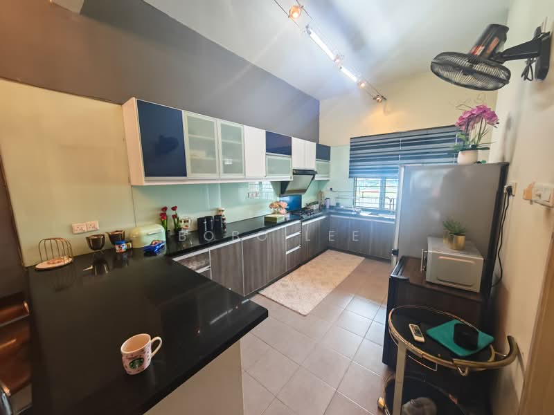 Rumah Teres 3-Tingkat untuk Dijual di Puchong (Selangor) - Bobo Lee - Kitchen - PropertyGuru.com.my