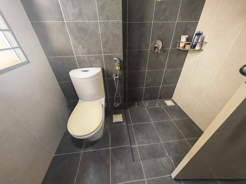Rumah Teres 3-Tingkat untuk Dijual di Puchong (Selangor) - Bobo Lee - Bathroom - PropertyGuru.com.my