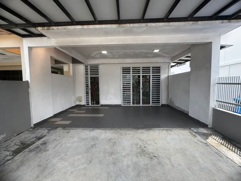 Rumah Teres 2 Tingkat untuk Dijual di Taman Damansara Aliff (Tampoi) - Shishi . - PropertyGuru.com.my