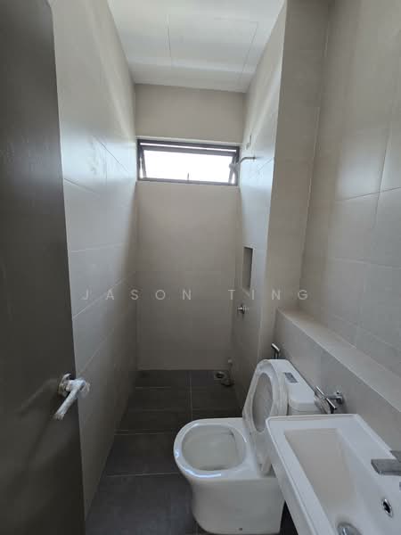Cluster House for Sale in Austin Crest (Johor Bahru) - Jason Ting - Bathroom - PropertyGuru.com.my